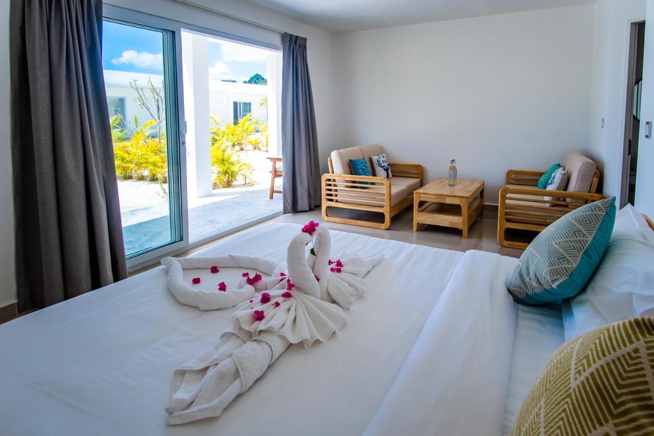You&Me Resort Pagoda Beach Bagian luar foto