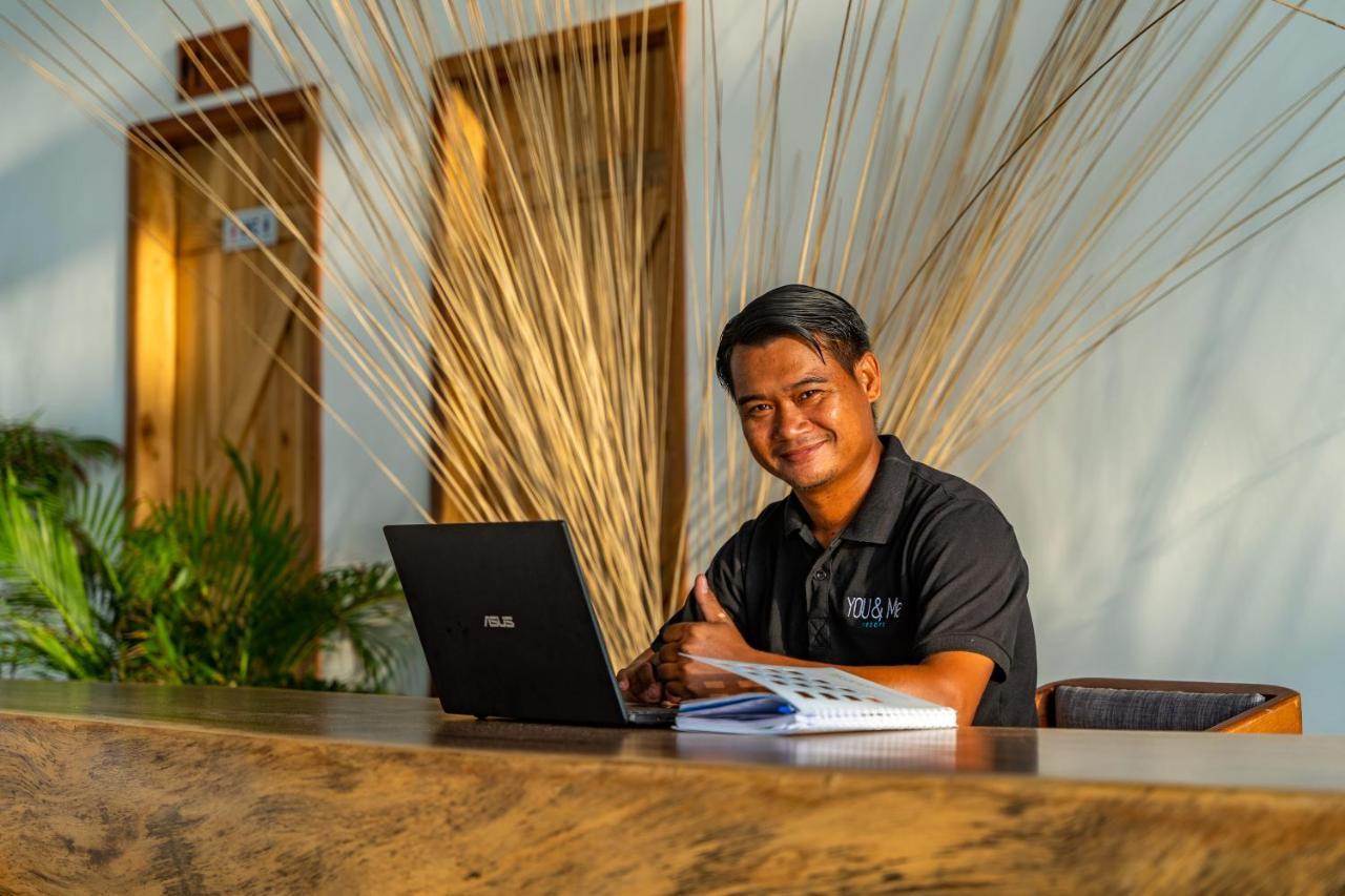 You&Me Resort Pagoda Beach Bagian luar foto