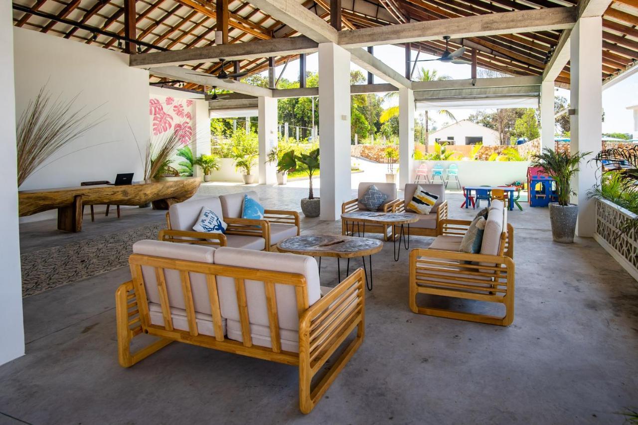 You&Me Resort Pagoda Beach Bagian luar foto