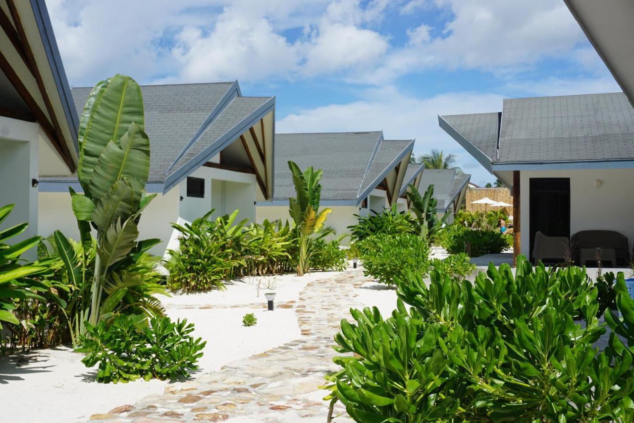 You&Me Resort Pagoda Beach Bagian luar foto