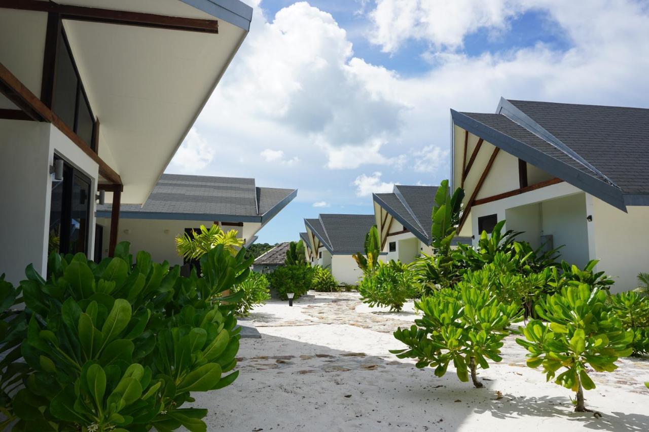 You&Me Resort Pagoda Beach Bagian luar foto
